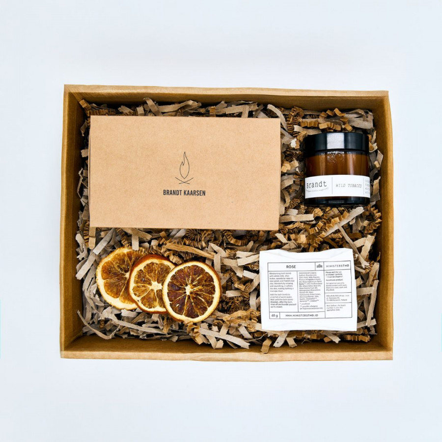 Pack de calma y bienestar – vela té verde & lima + recarga + bomba de baño de rosas